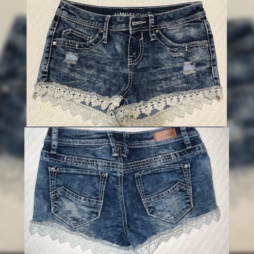 Junior’s Short Shorts